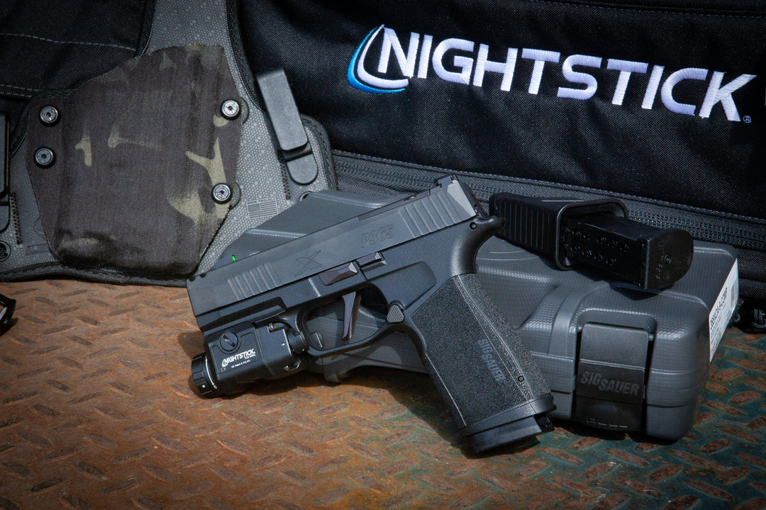 How to Choose the Best Weapon Light? A Complete Guide for Gun Owners