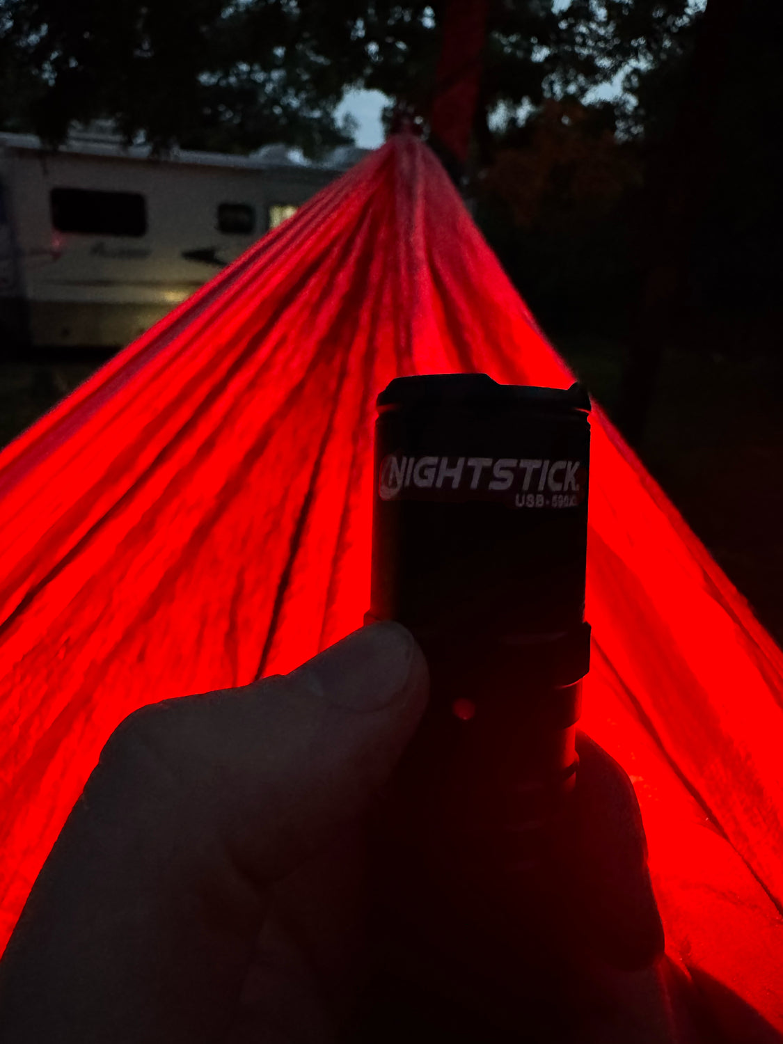 USB-590XL DUAL-LIGHT TACTICAL FLASHLIGHT WITH RED FLOOD - BLACK