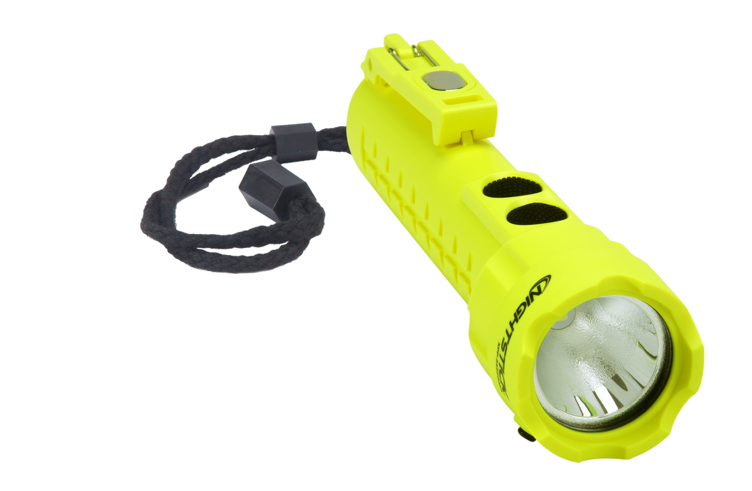 XPP-5422GMA: Intrinsically Safe Dual-Light Flashlight w/Dual Magnets XPP-5422GMA: Intrinsically Safe Dual-Light Flashlight w/Dual Magnets