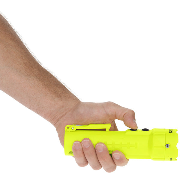 XPR-5522GM: IS Rechargeable Dual-Light™ Flashlight w/Dual Magnets