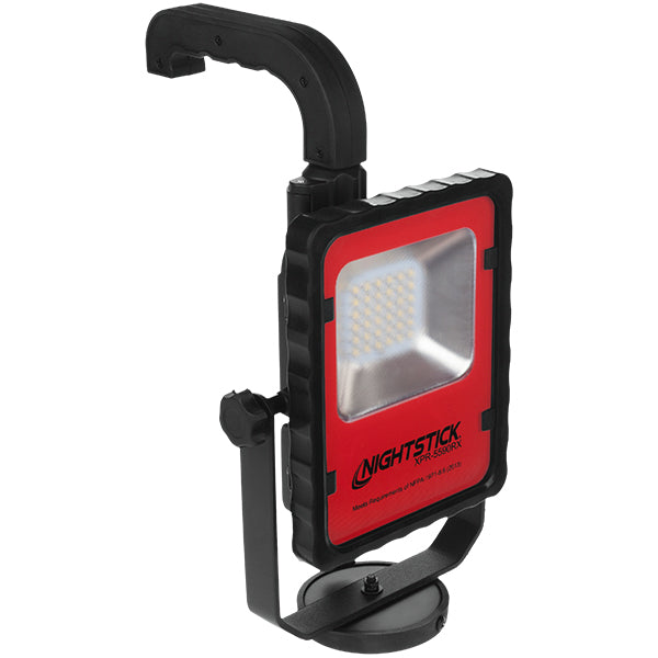 XPR-5590RX: Intrinsically Safe Rechargeable Light w/Magnet Base
